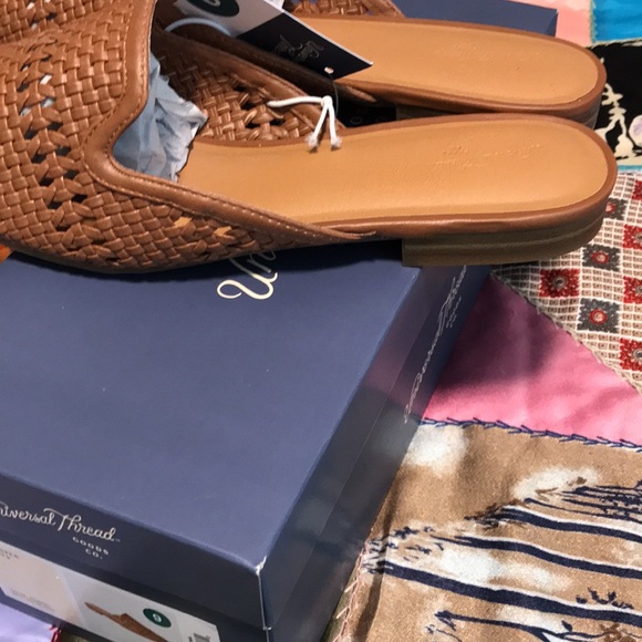 NEW Universal Thread Whisper Flats. 9 - Picture 4 of 6